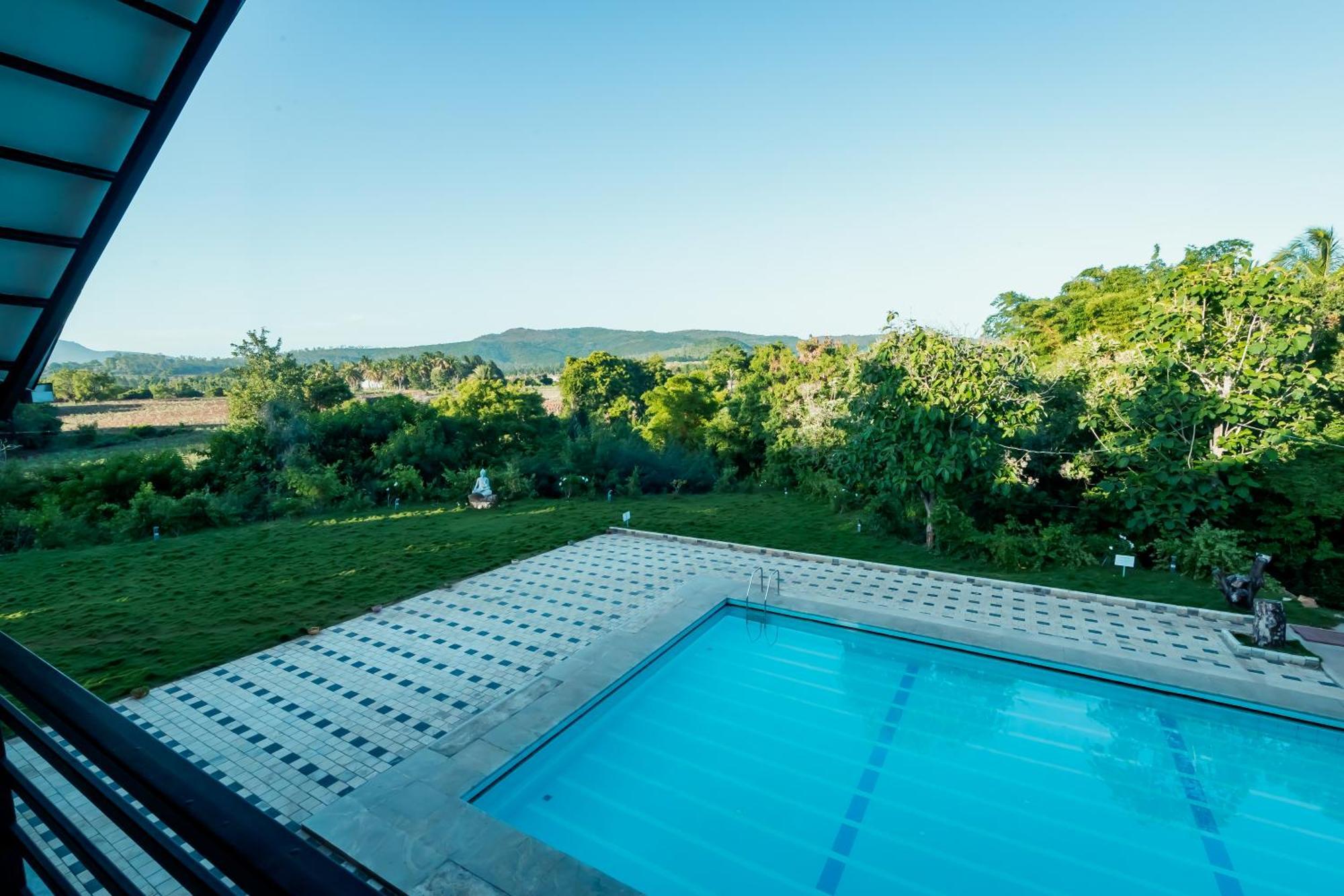 Commune18 Spa Resorts Chikmagalūr Eksteriør billede