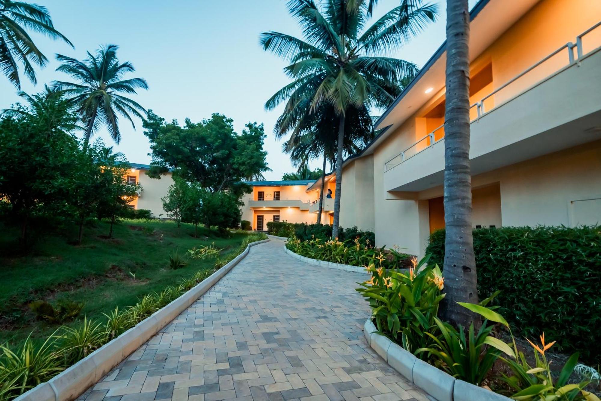 Commune18 Spa Resorts Chikmagalūr Eksteriør billede