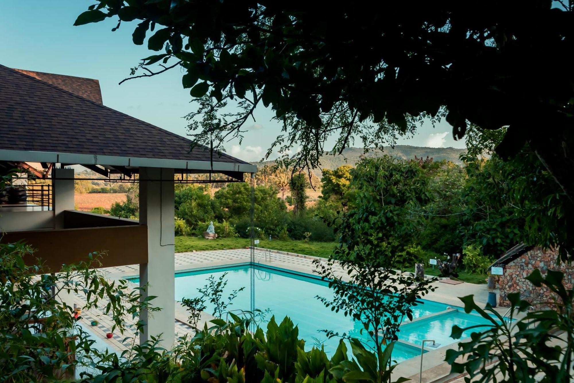 Commune18 Spa Resorts Chikmagalūr Eksteriør billede