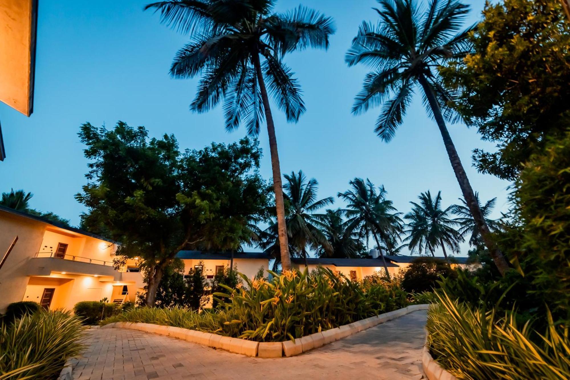 Commune18 Spa Resorts Chikmagalūr Eksteriør billede