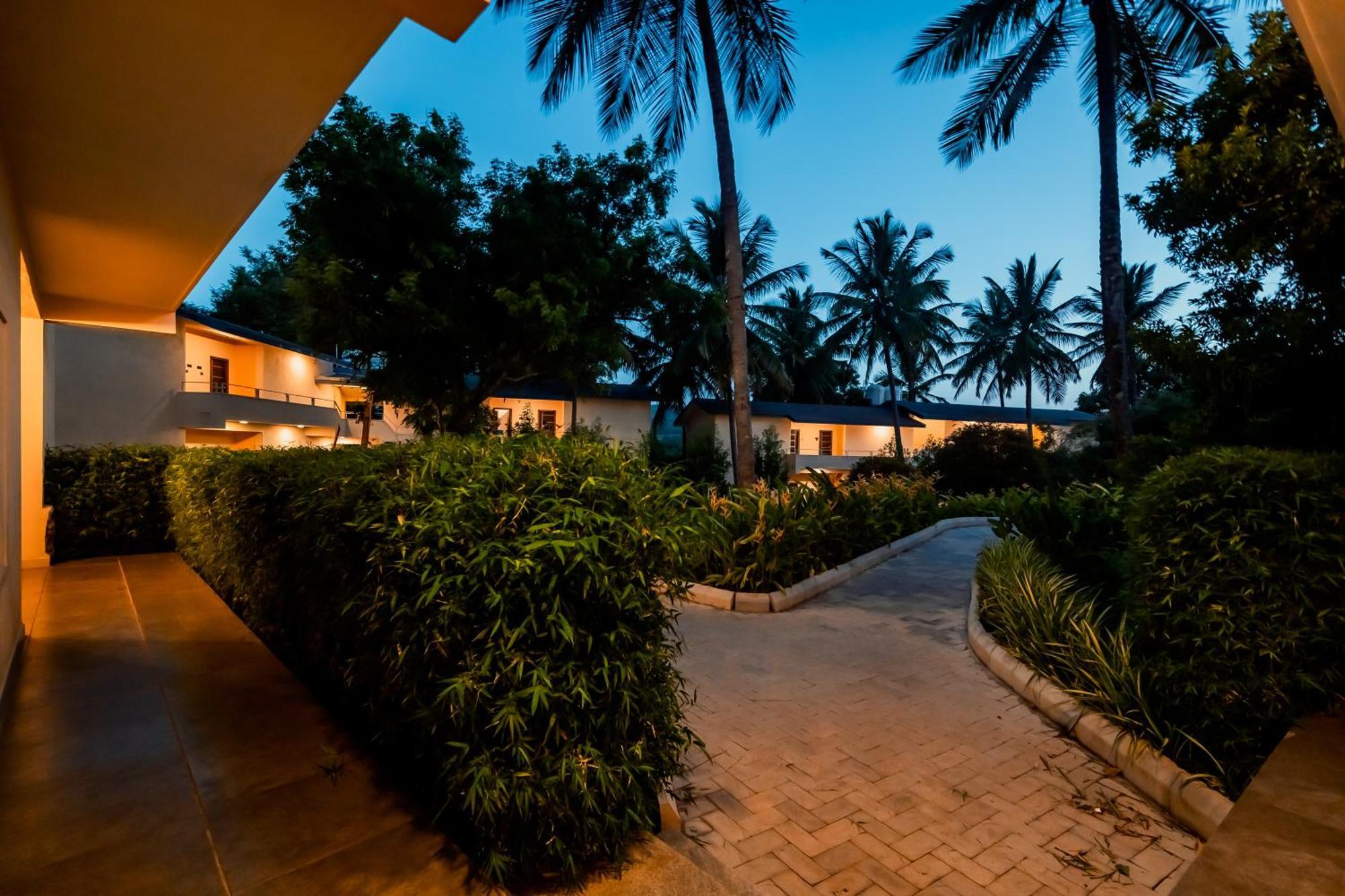 Commune18 Spa Resorts Chikmagalūr Eksteriør billede