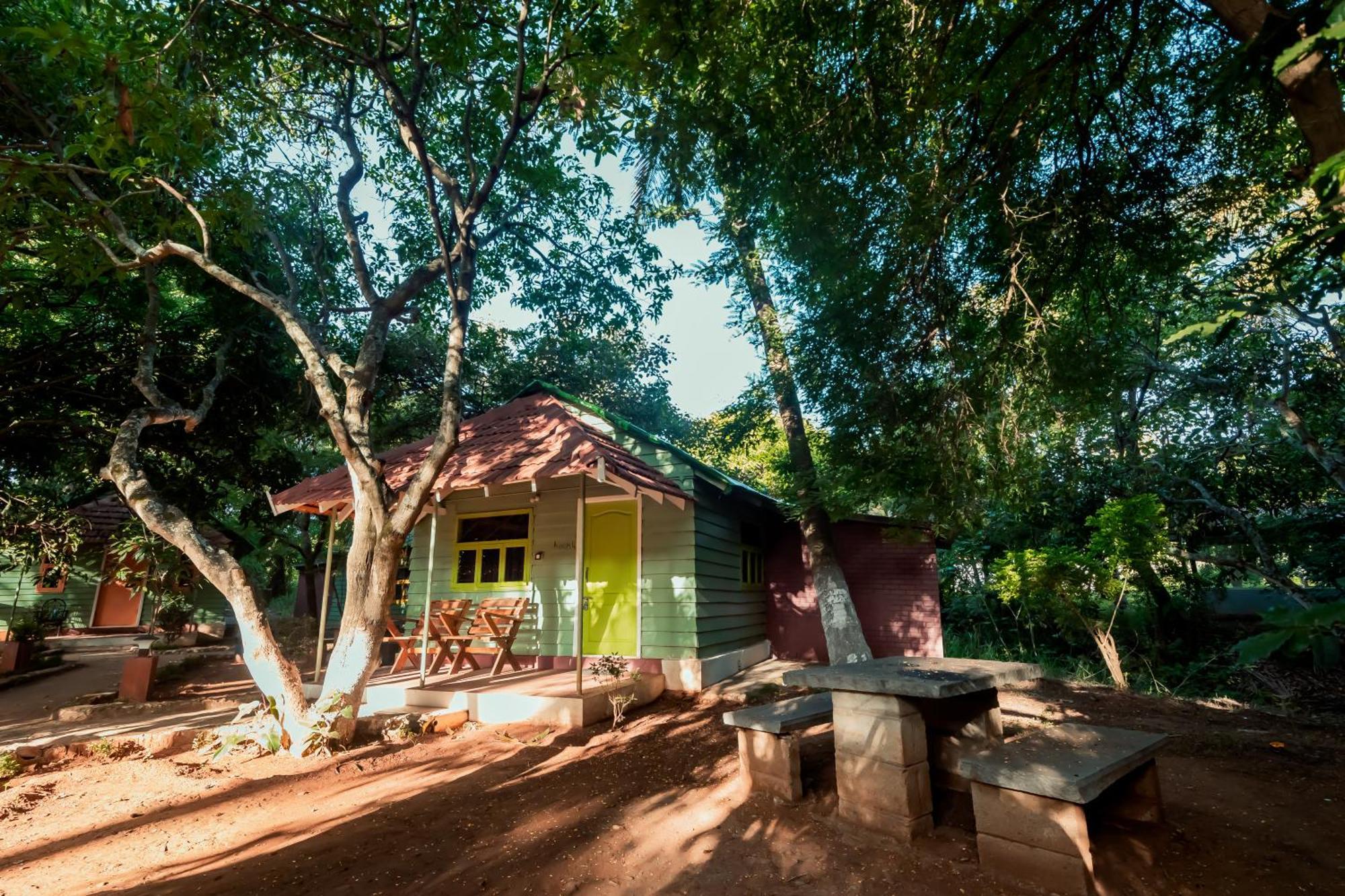 Commune18 Spa Resorts Chikmagalūr Eksteriør billede